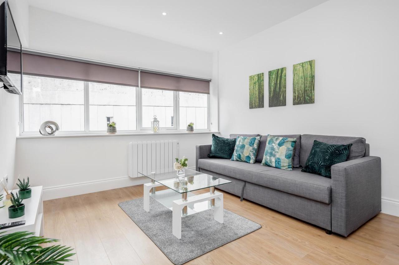 2 Bedroom Apartment At Modernview Serviced Accommodation Watford Town Centre F15 מראה חיצוני תמונה