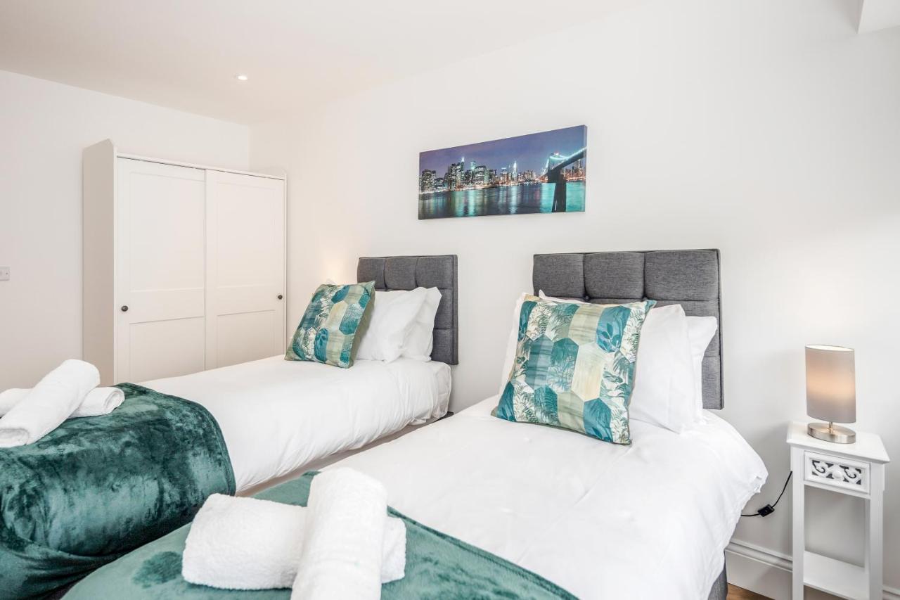 2 Bedroom Apartment At Modernview Serviced Accommodation Watford Town Centre F15 מראה חיצוני תמונה