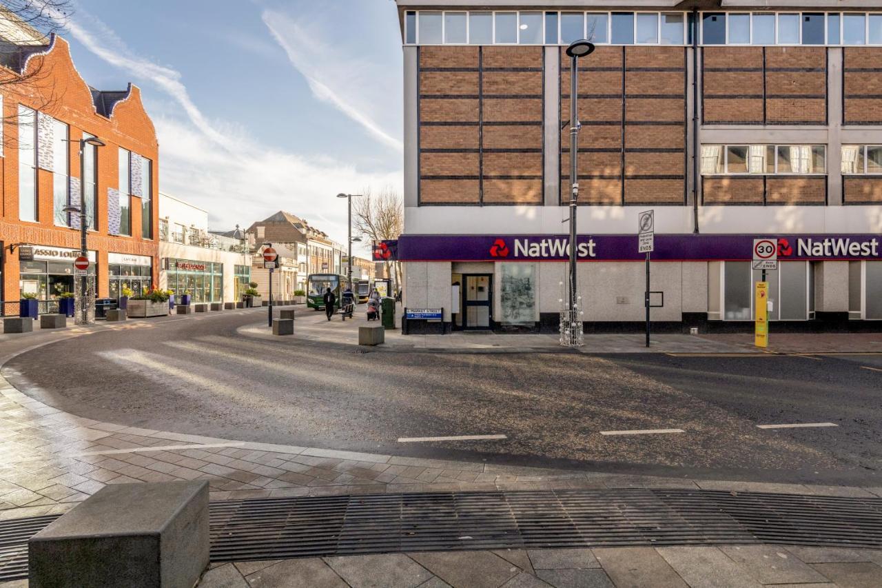 2 Bedroom Apartment At Modernview Serviced Accommodation Watford Town Centre F15 מראה חיצוני תמונה