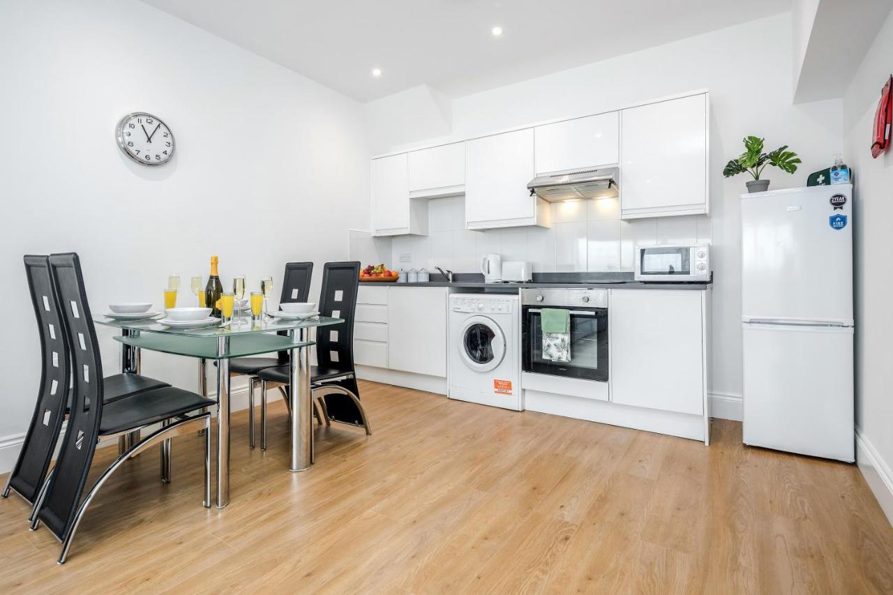 2 Bedroom Apartment At Modernview Serviced Accommodation Watford Town Centre F15 מראה חיצוני תמונה